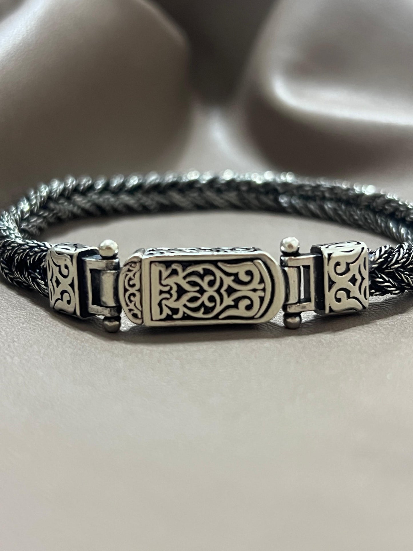 İNCE HALAT ÖRGÜ OTANTİK 925 AYAR GÜMÜŞ BİLEKLİK