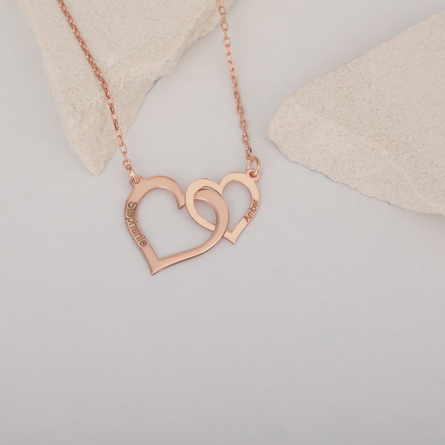 ÖZEL İSİMLİ KALPLİ KOLYE 925 AYAR GÜMÜŞ