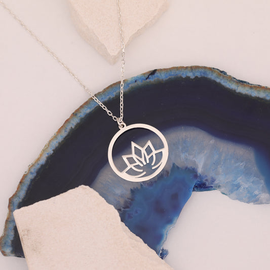 LOTUS ÇİCEĞİ 925 AYAR GÜMÜŞ KOLYE